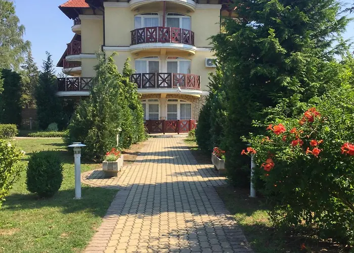 Apartment Hunor Koeztarsasag